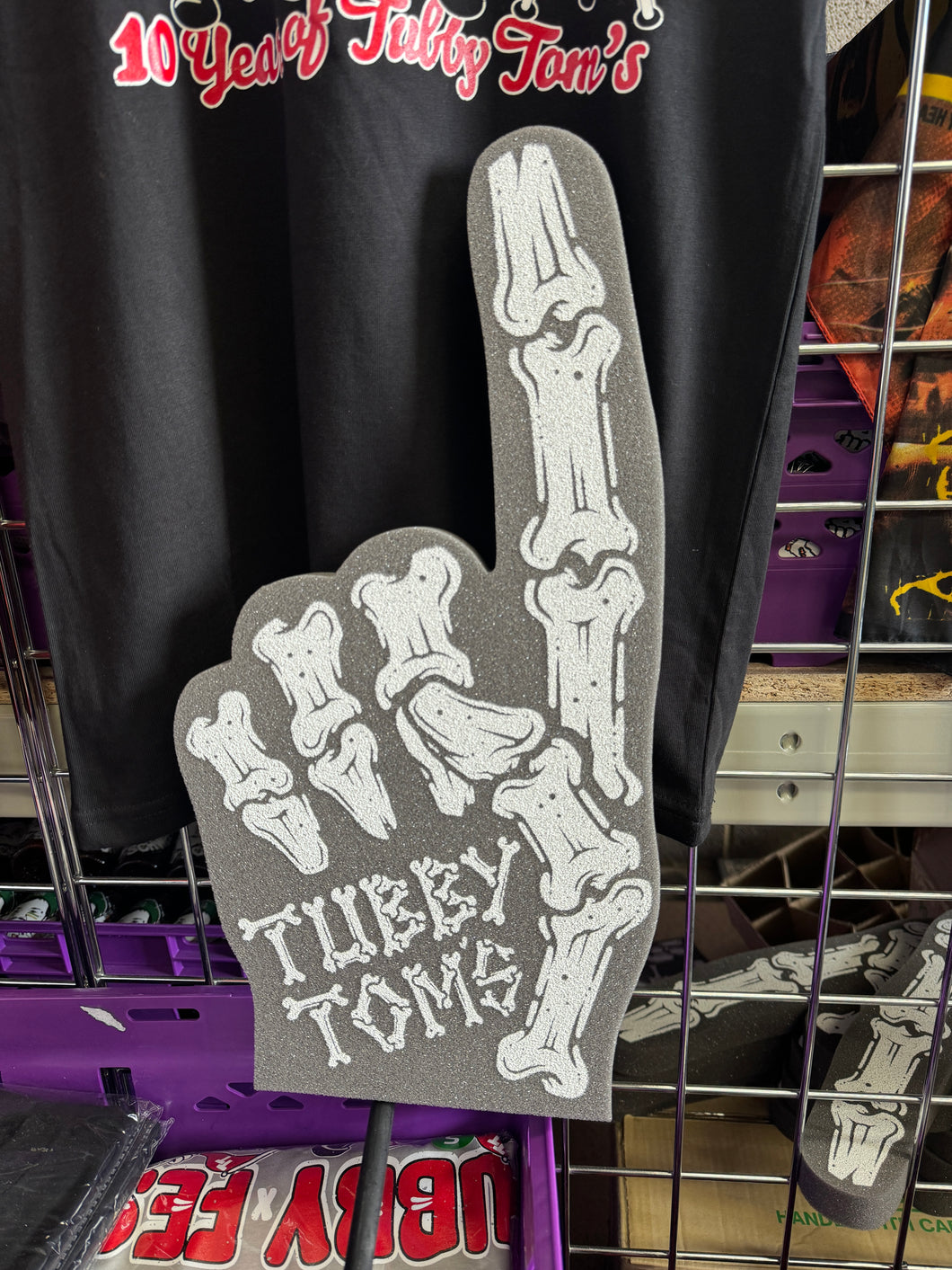 Tubby Tom's NUMBER ONE FOAM HAND