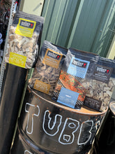 Load image into Gallery viewer, WEBER SMOKING WOOD CHIPS
