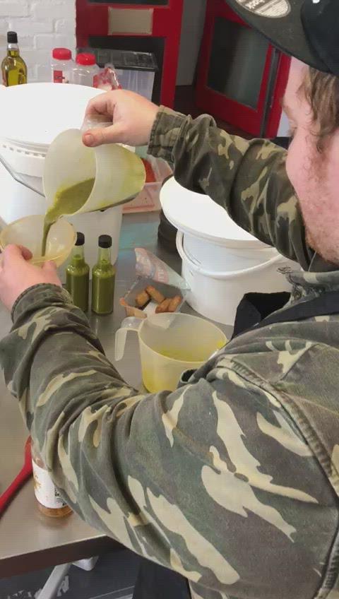 Load video: Pablo Diablo - Award Winning Jalapeno, Lime x Coriander Hot Sauce